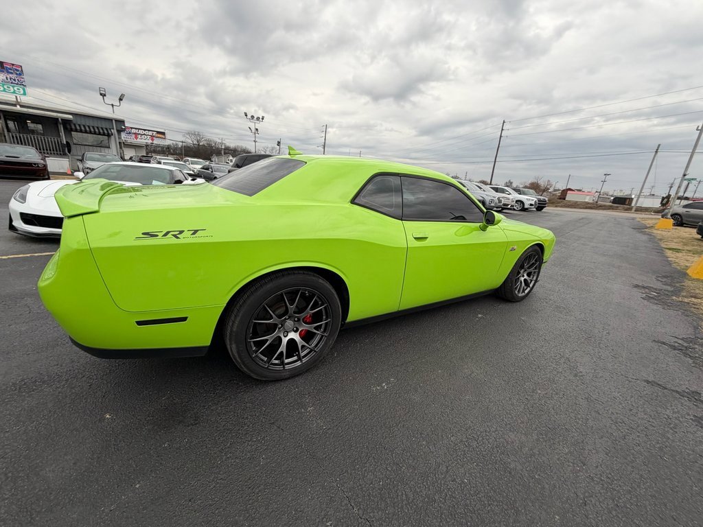 Used 2015 Dodge Challenger SRT w/ Technology Group image 3