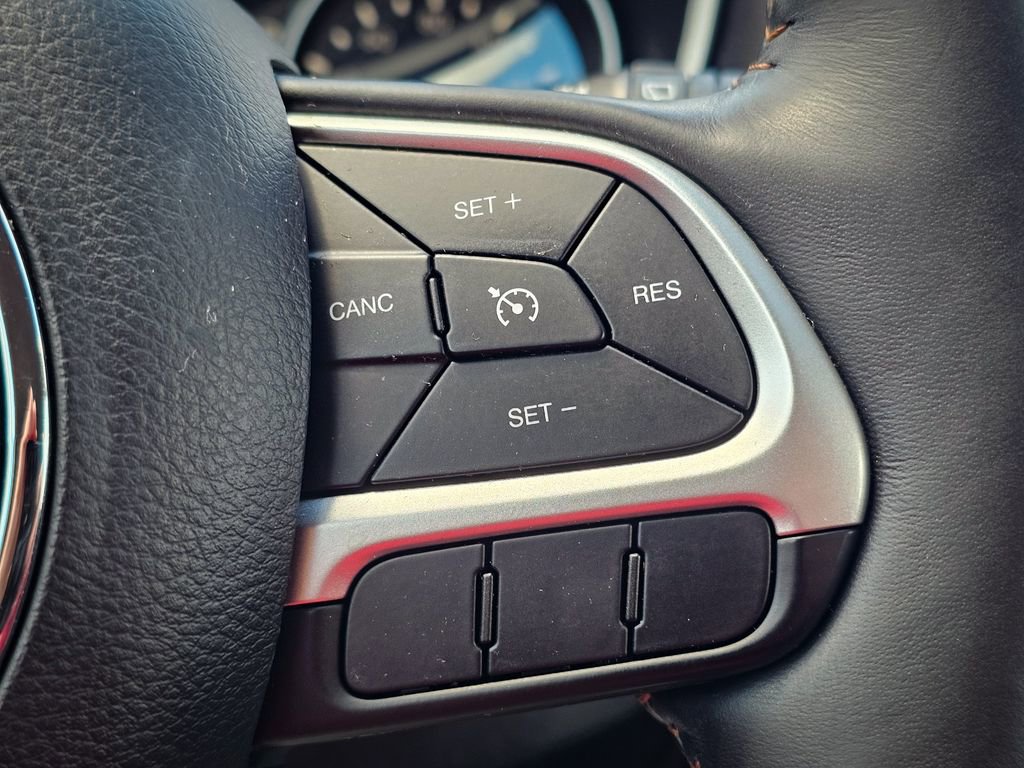 Used 2018 Jeep Compass Latitude w/ Popular Equipment Group image 20