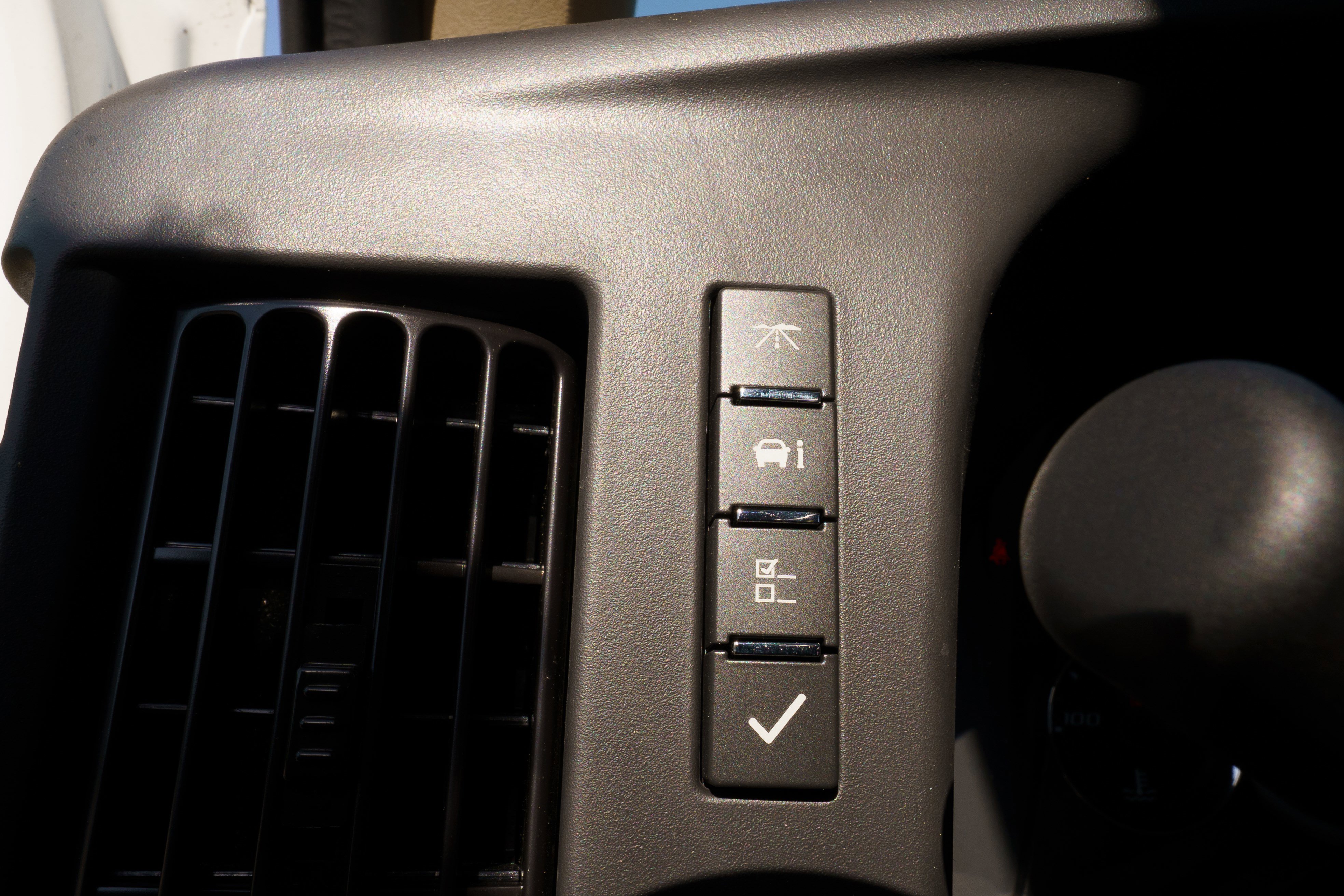 New 2025 Chevrolet Express 3500 w/ Power Convenience Package RWD image 20