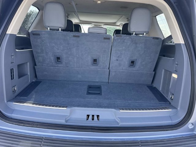 Used 2018 Lincoln Navigator Black Label w/ Cargo Package AWD/4WD image 15
