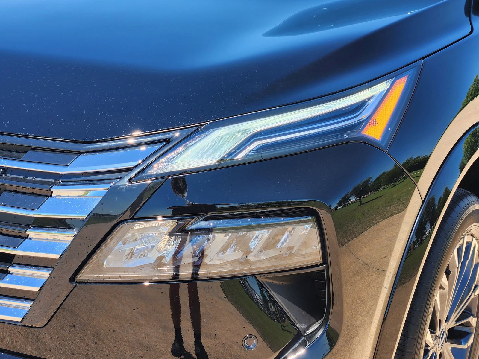 New 2026 Nissan Rogue Platinum AWD/4WD image 9