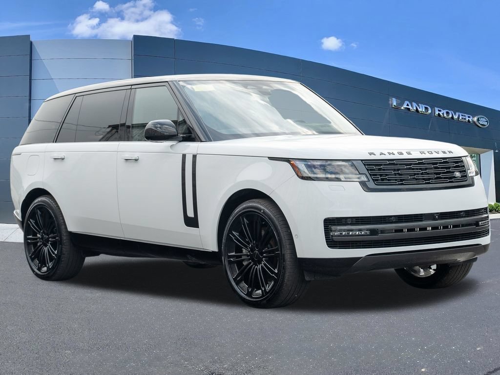 New 2026 Land Rover Range Rover Long Wheelbase SE AWD/4WD image 3