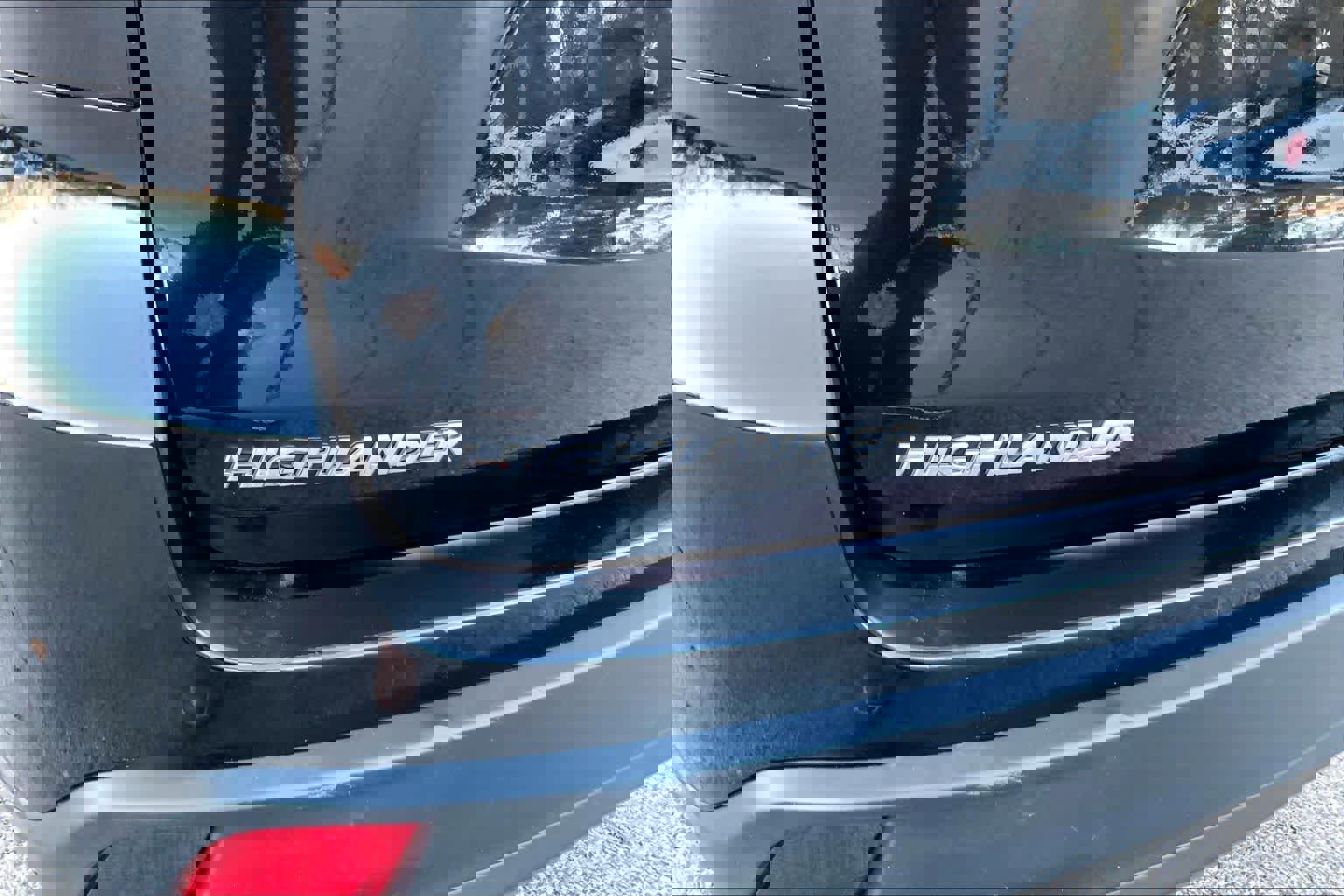 Used 2018 Toyota Highlander XLE image 30