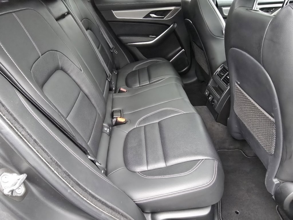 Used 2025 Jaguar F-PACE R-Dynamic S image 19