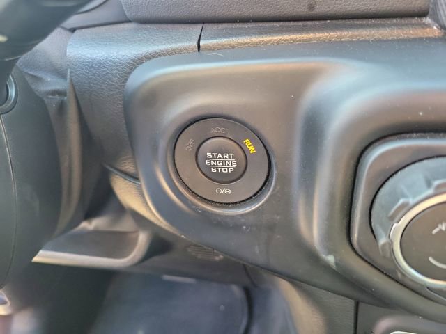 Used 2021 Jeep Wrangler Unlimited Sahara image 25