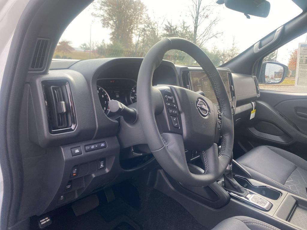 New 2026 Nissan Frontier SV w/ SV Convenience Package AWD/4WD image 15