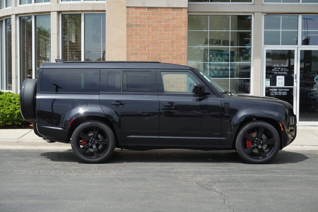New 2026 Land Rover Defender 130 X AWD/4WD image 8