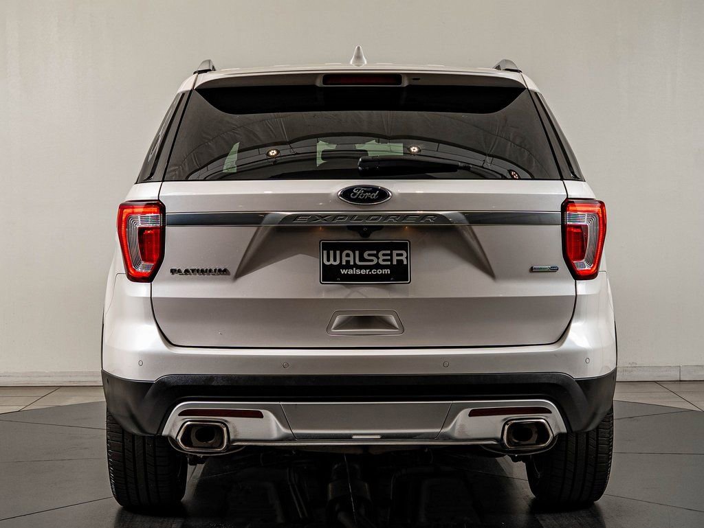Used 2017 Ford Explorer Platinum image 7