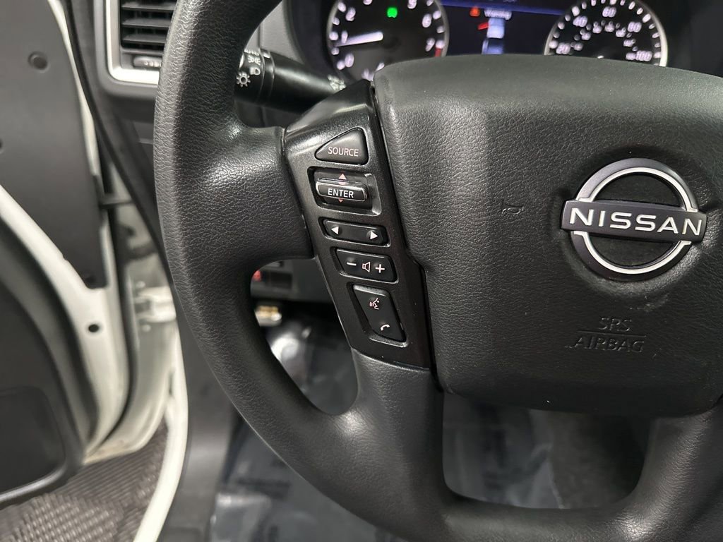 Used 2022 Nissan Frontier SV w/ Technology Package AWD/4WD image 15