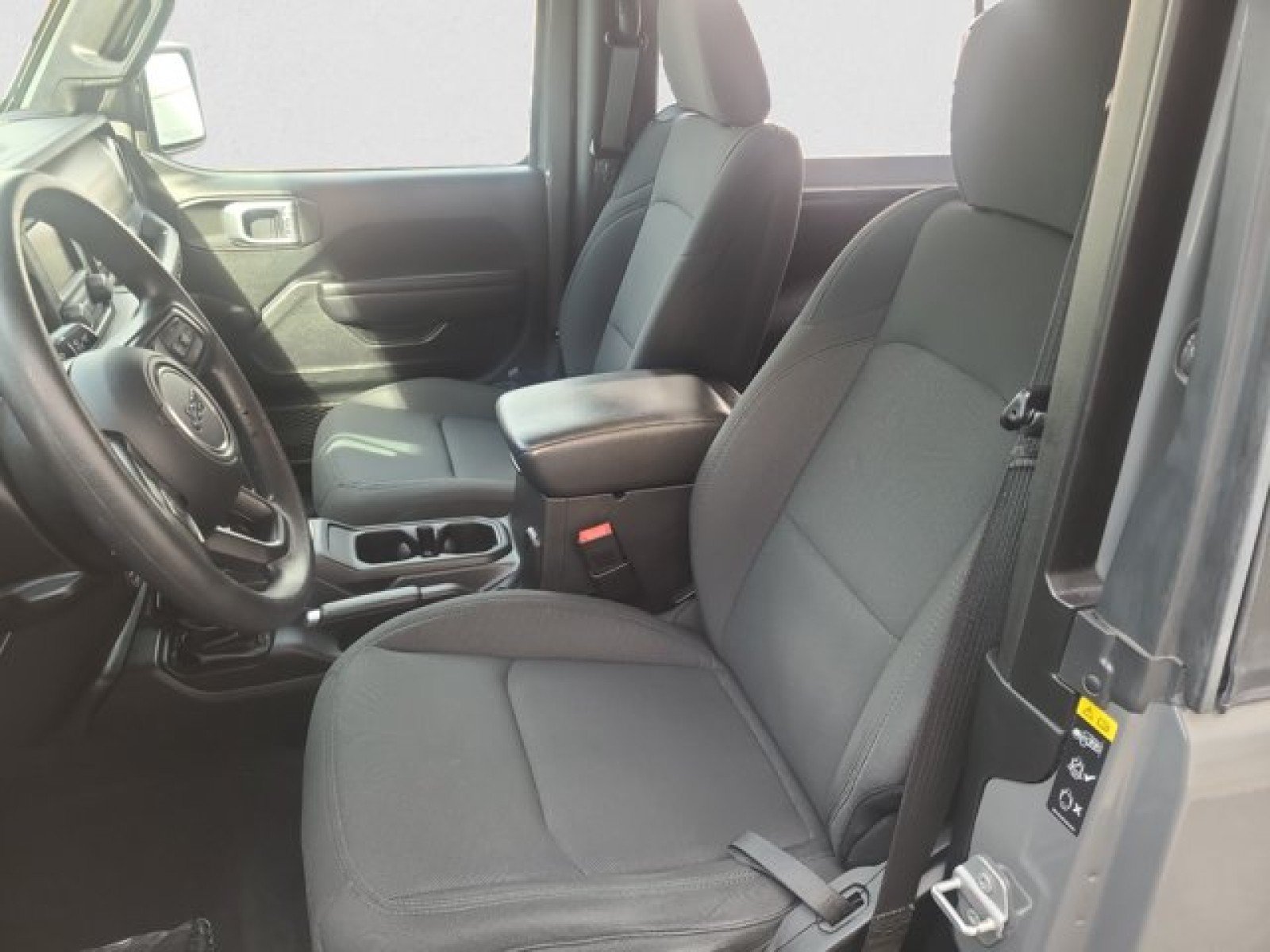 Used 2021 Jeep Wrangler Sport AWD/4WD image 11