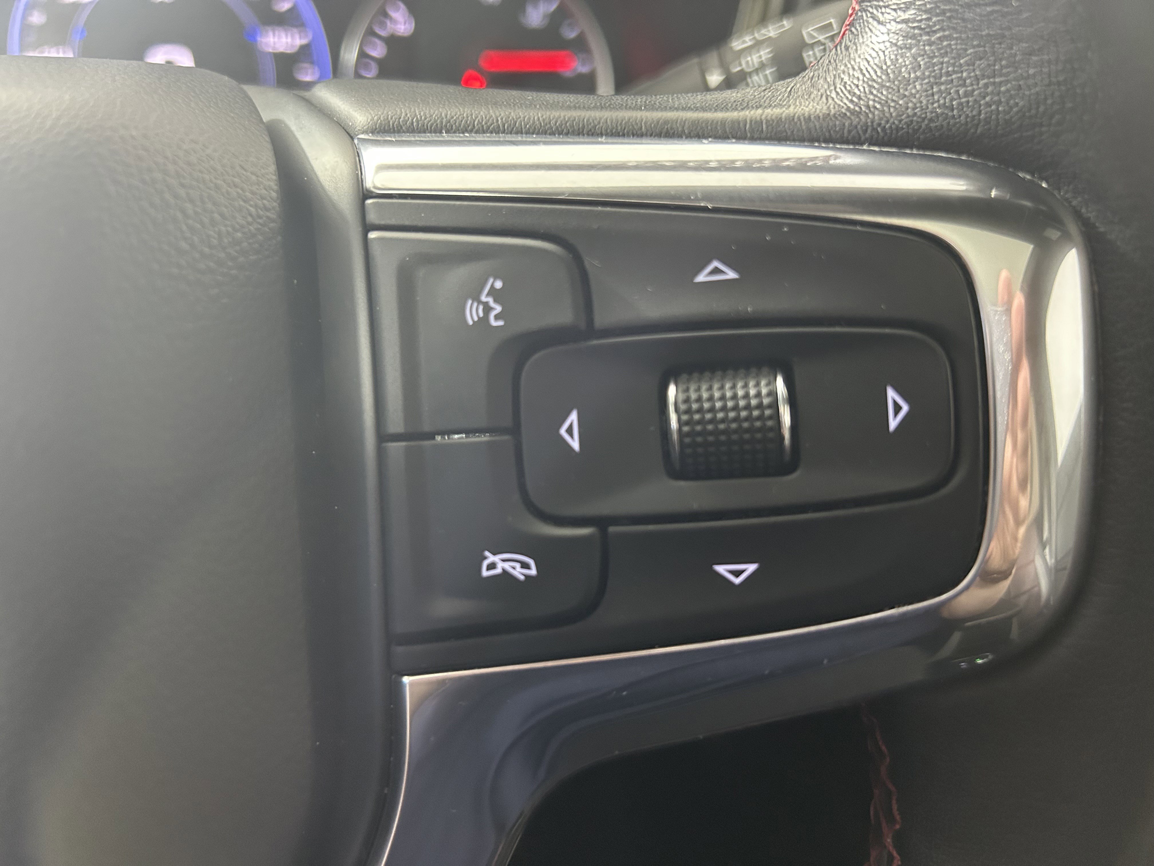 Used 2019 Chevrolet Blazer RS image 18