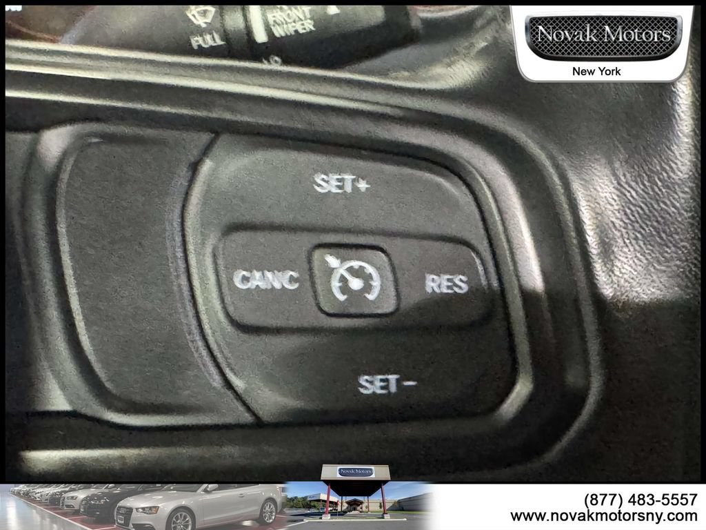 Used 2022 Jeep Gladiator Overland AWD/4WD image 16