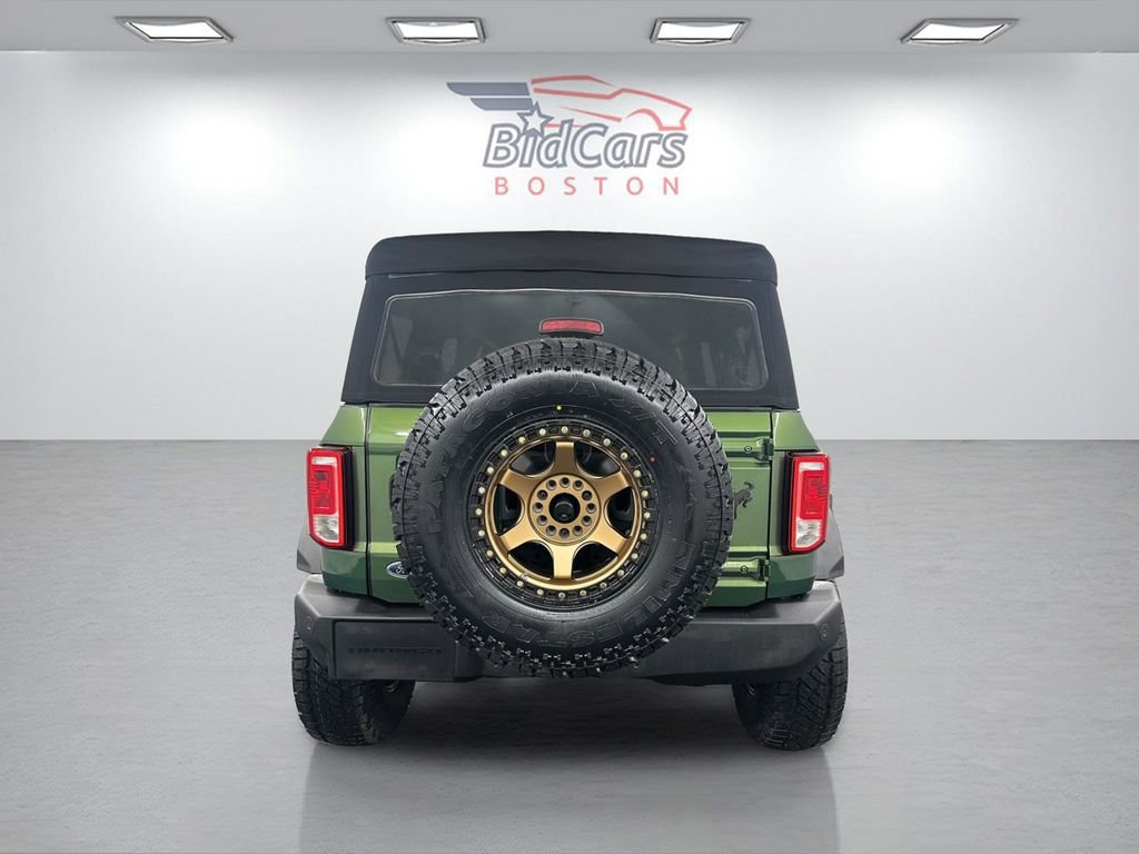 Used 2022 Ford Bronco Black Diamond image 5