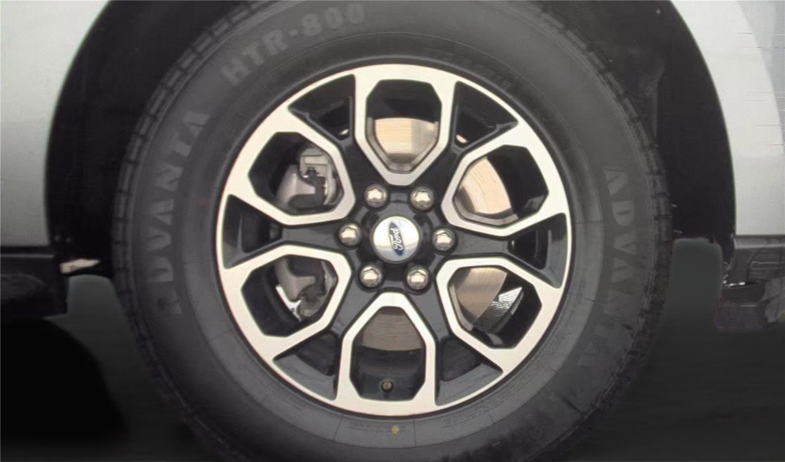 Used 2024 Ford Expedition Max XLT image 19