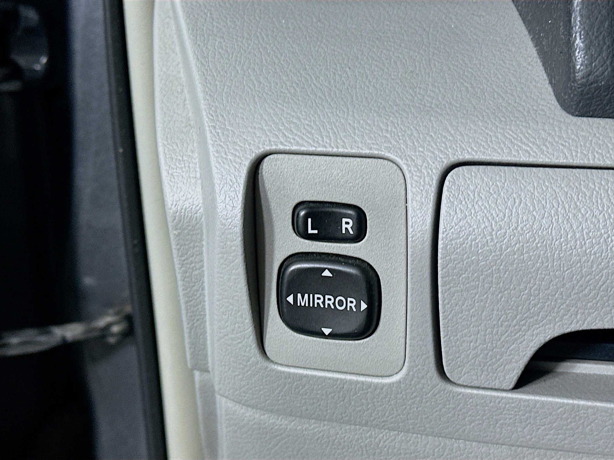 Used 2009 Toyota Camry SE image 16