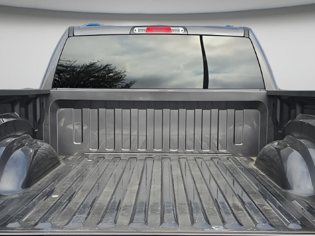 Used 2023 RAM 1500 Laramie AWD/4WD image 15
