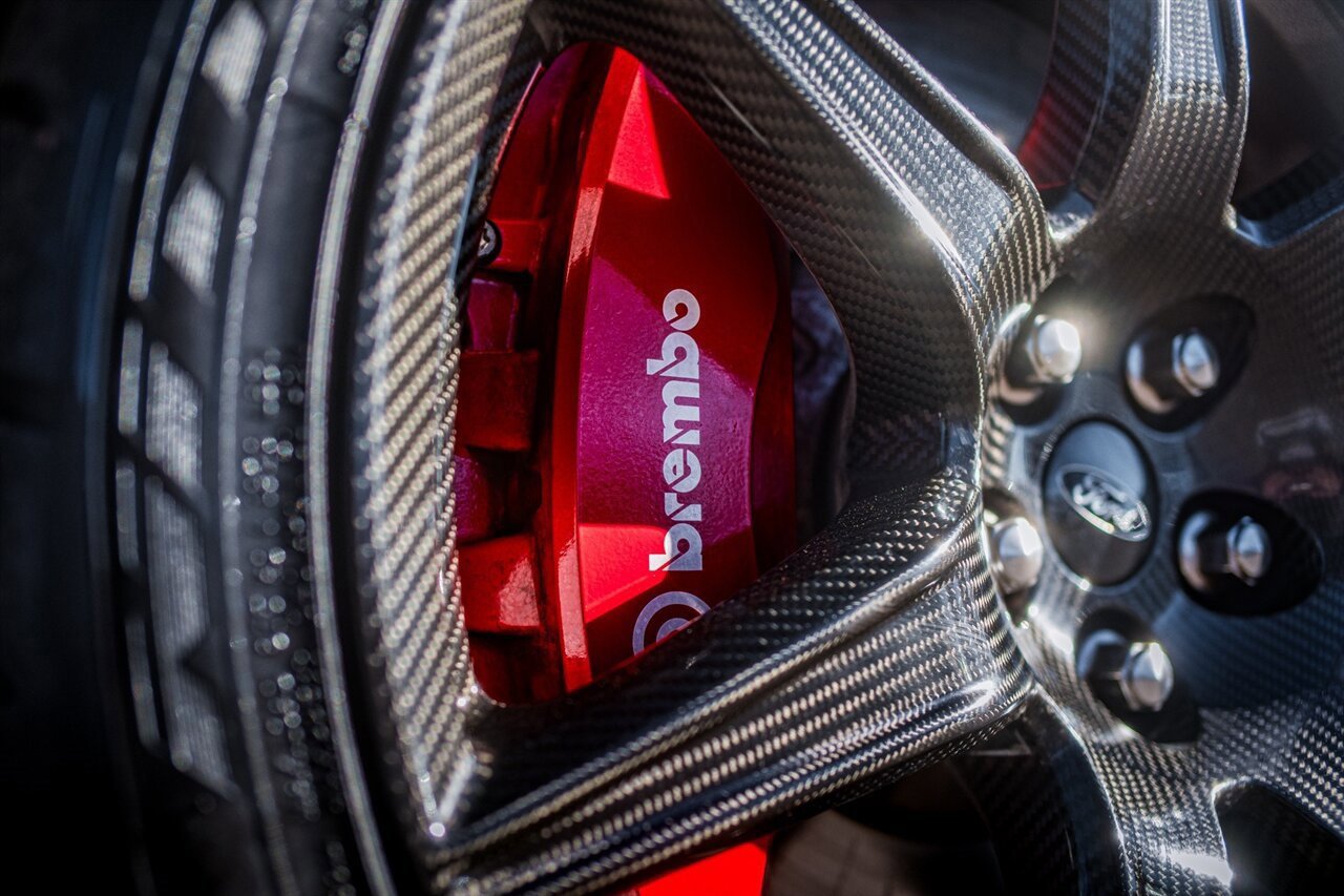 Used 2022 Ford Mustang Shelby GT500 w/ Carbon Fiber Track Pack image 34