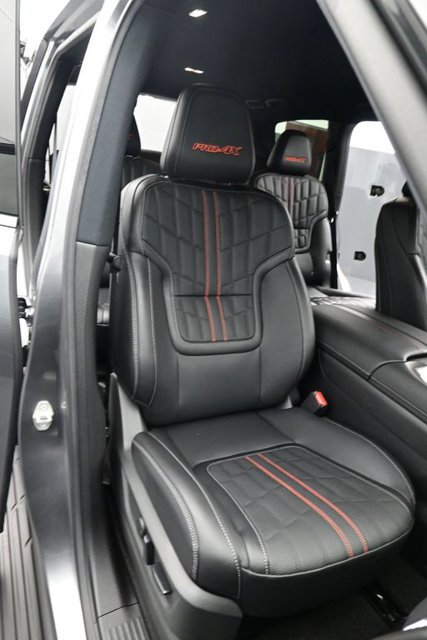 Used 2026 Nissan Armada PRO-4X w/ Captain's Chari Seat Package AWD/4WD image 16