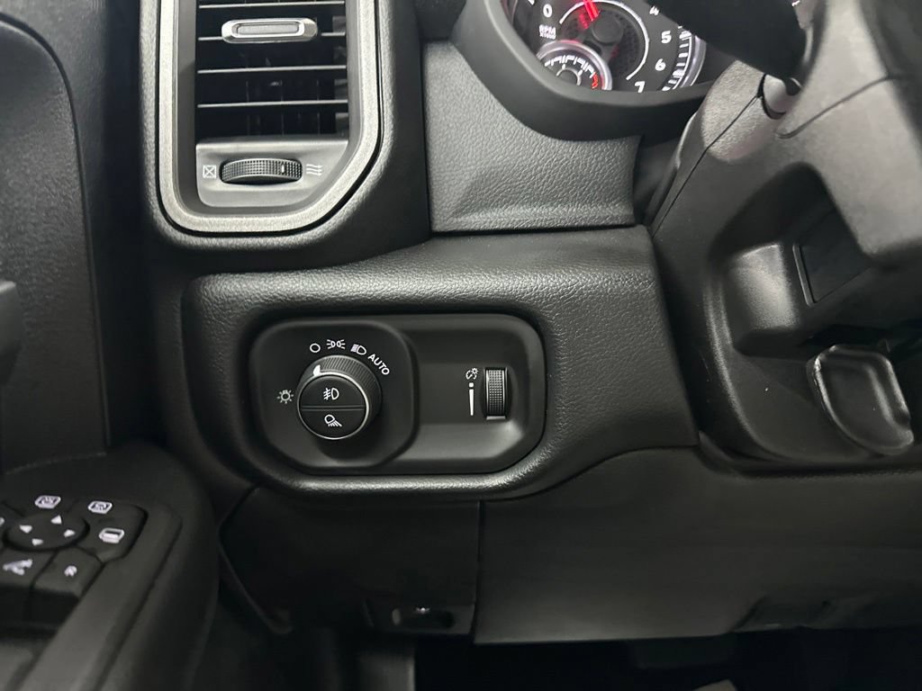 New 2026 RAM 2500 Tradesman AWD/4WD image 40