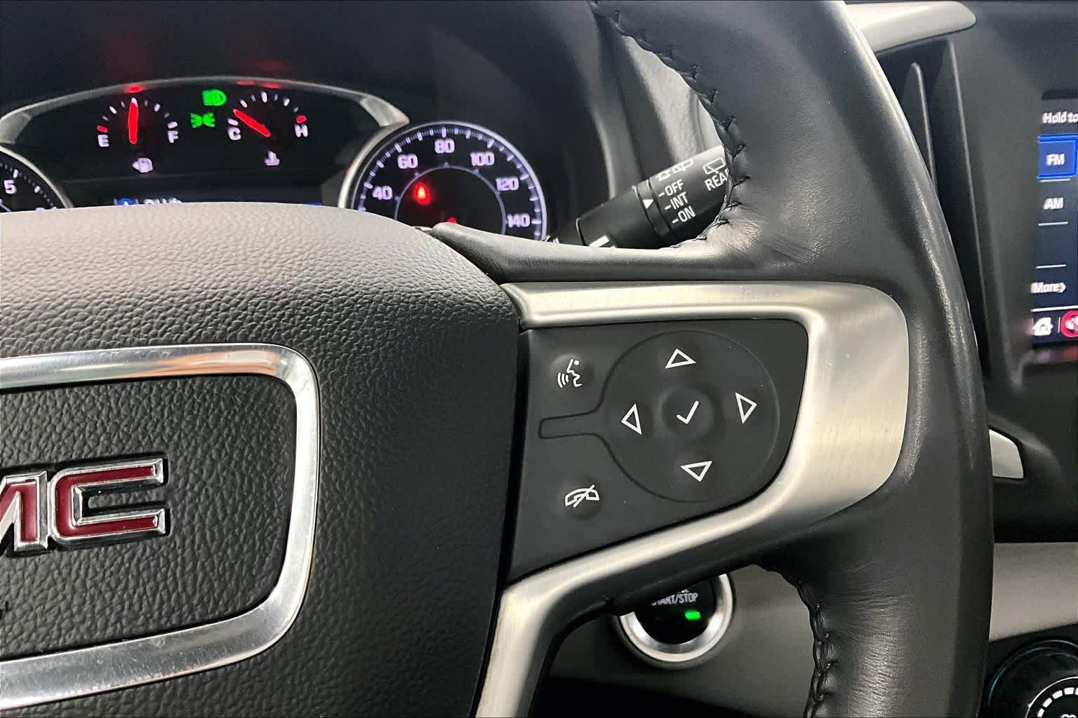Used 2020 GMC Terrain SLE FWD image 24