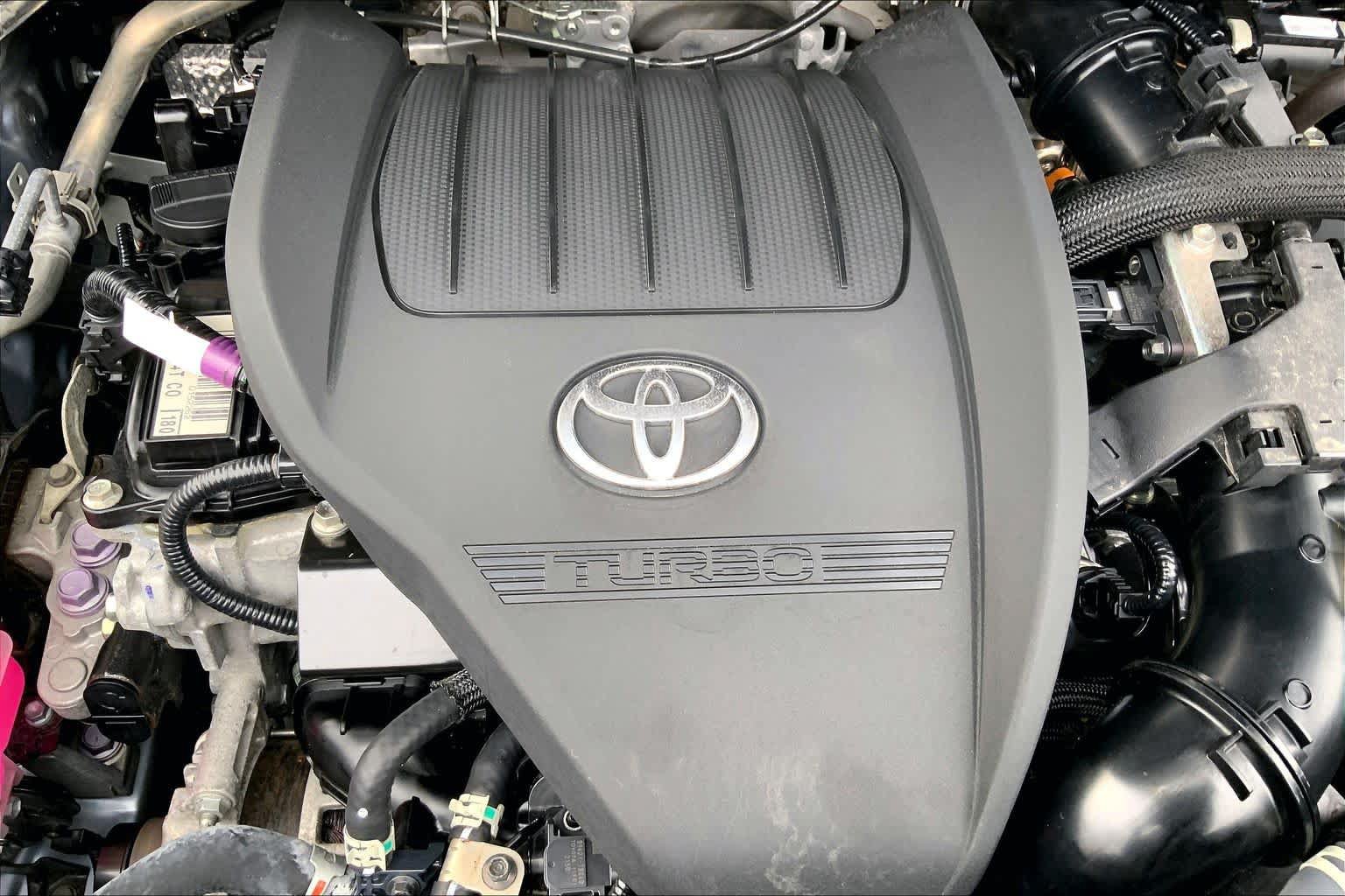 Used 2023 Toyota Highlander XLE FWD image 31