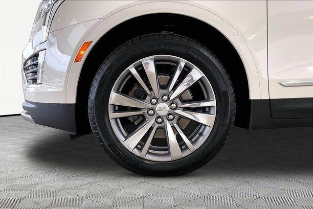 Used 2025 Cadillac XT5 Premium Luxury FWD image 22