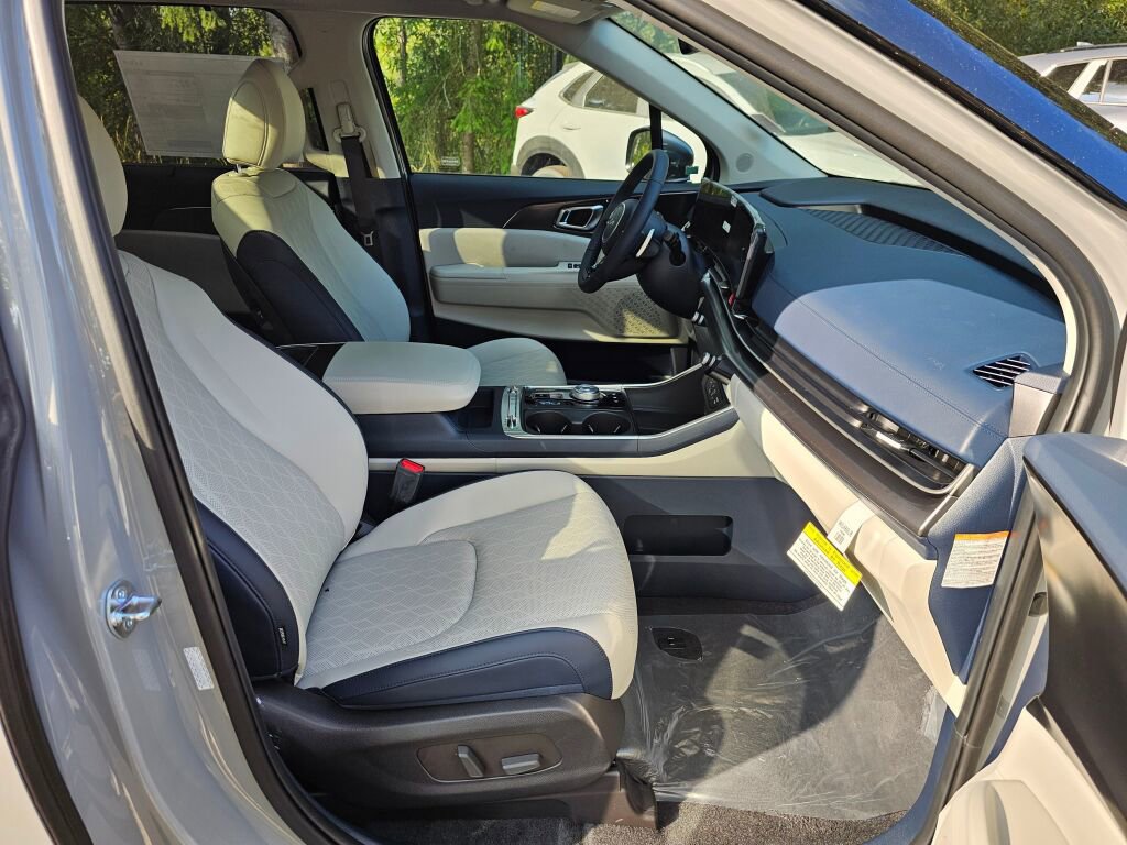 New 2026 Kia Carnival SX w/ SX Dark Edition Package image 33
