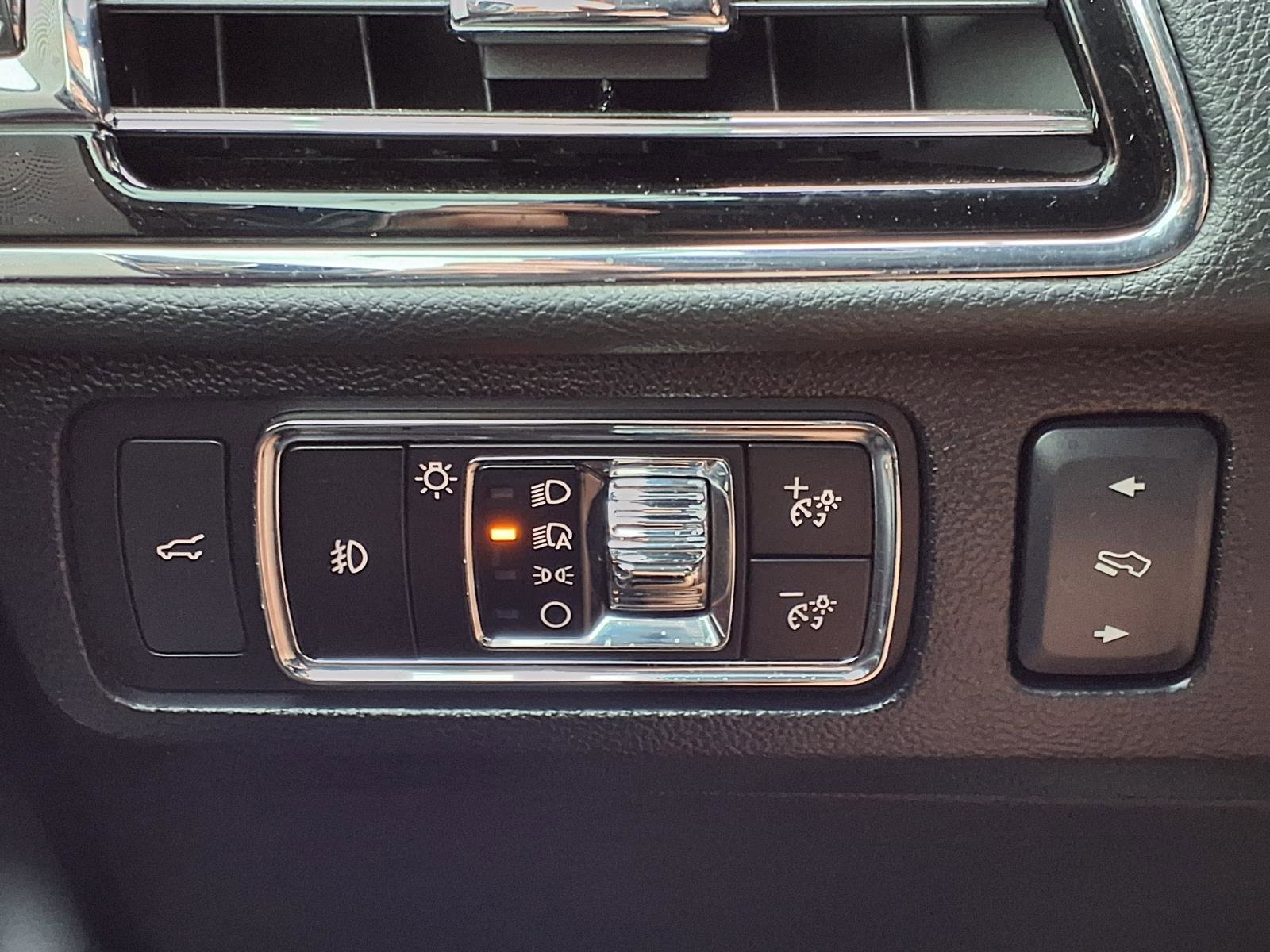 Used 2024 Lincoln Navigator Reserve image 13