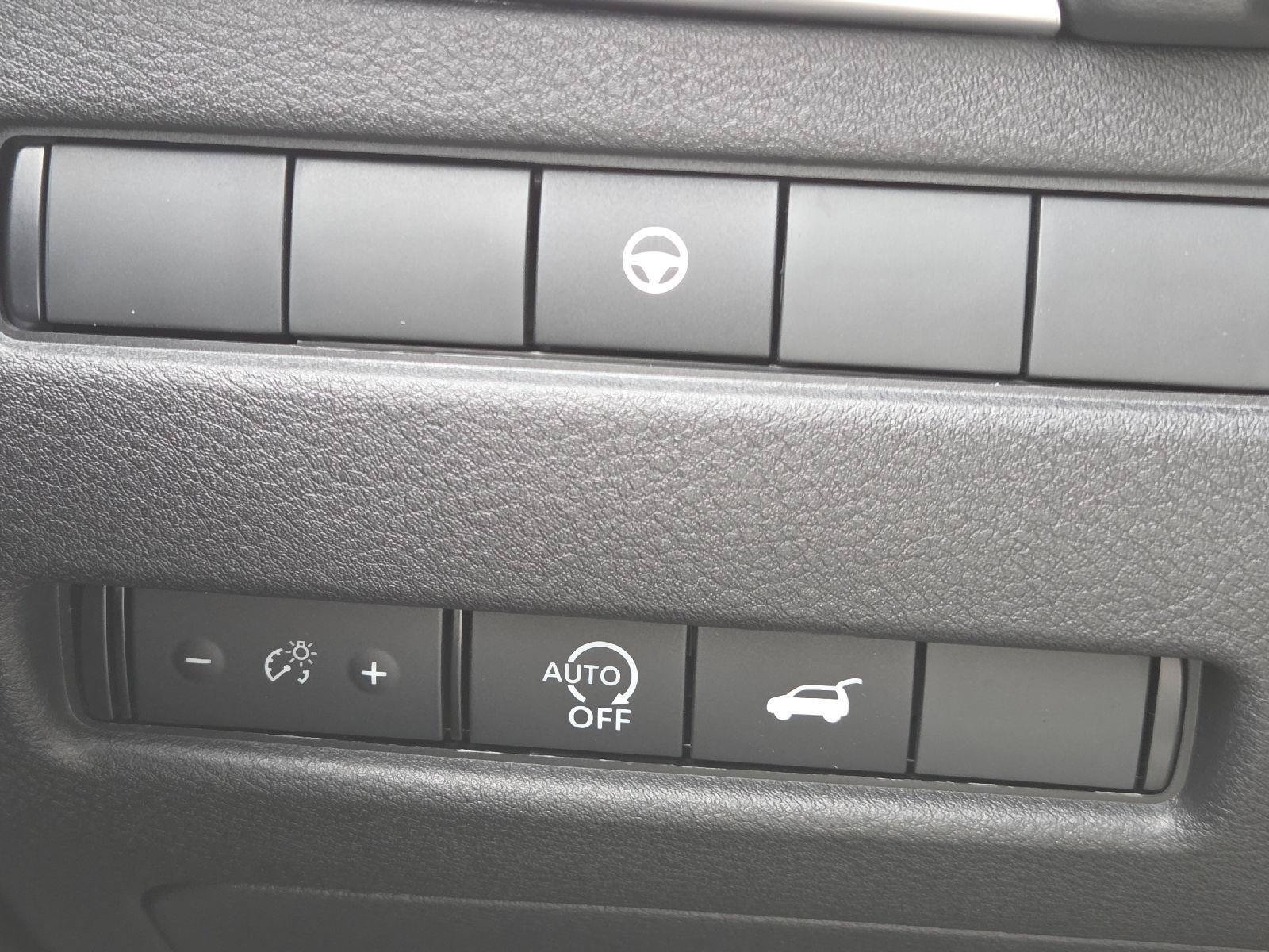 New 2026 Nissan Rogue Platinum AWD/4WD image 14