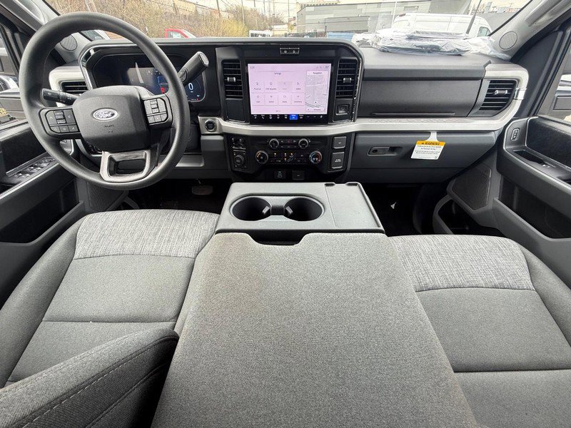 New 2026 Ford F250 XLT w/ XLT Premium Package AWD/4WD image 16