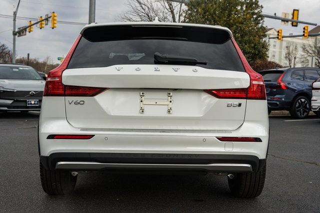 New 2026 Volvo V60 B5 Cross Country Plus w/ Protection Package Premier image 6