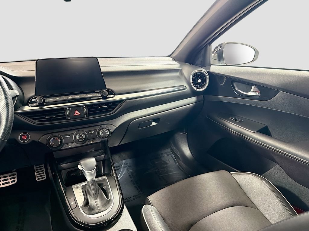 Used 2021 Kia Forte GT-Line image 22