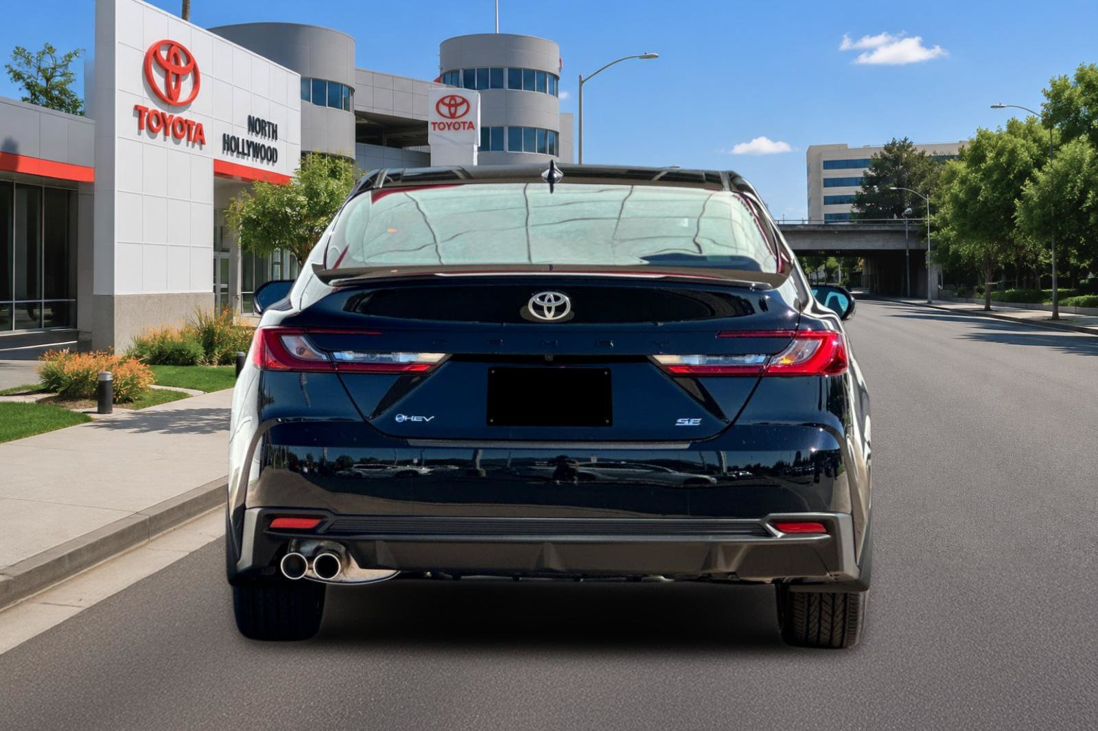 New 2026 Toyota Camry SE FWD image 4