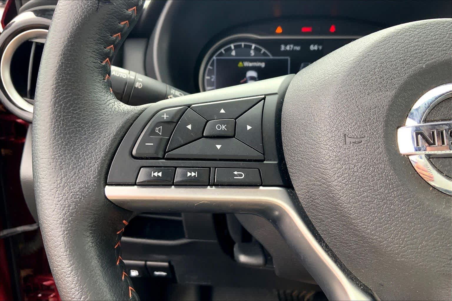 Used 2020 Nissan Kicks SR w/ SR Premium Package FWD image 24