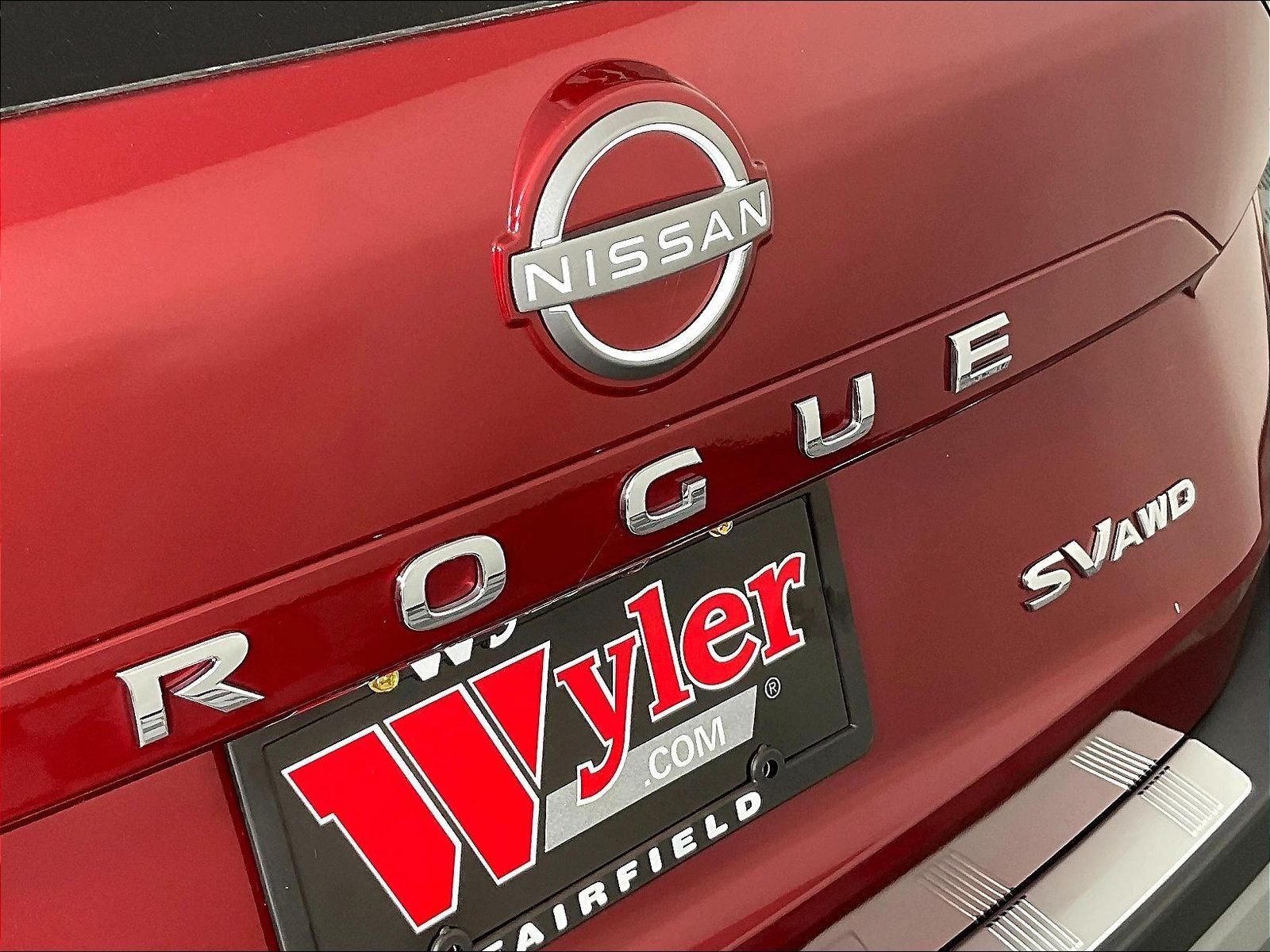 Used 2023 Nissan Rogue SV AWD/4WD image 23