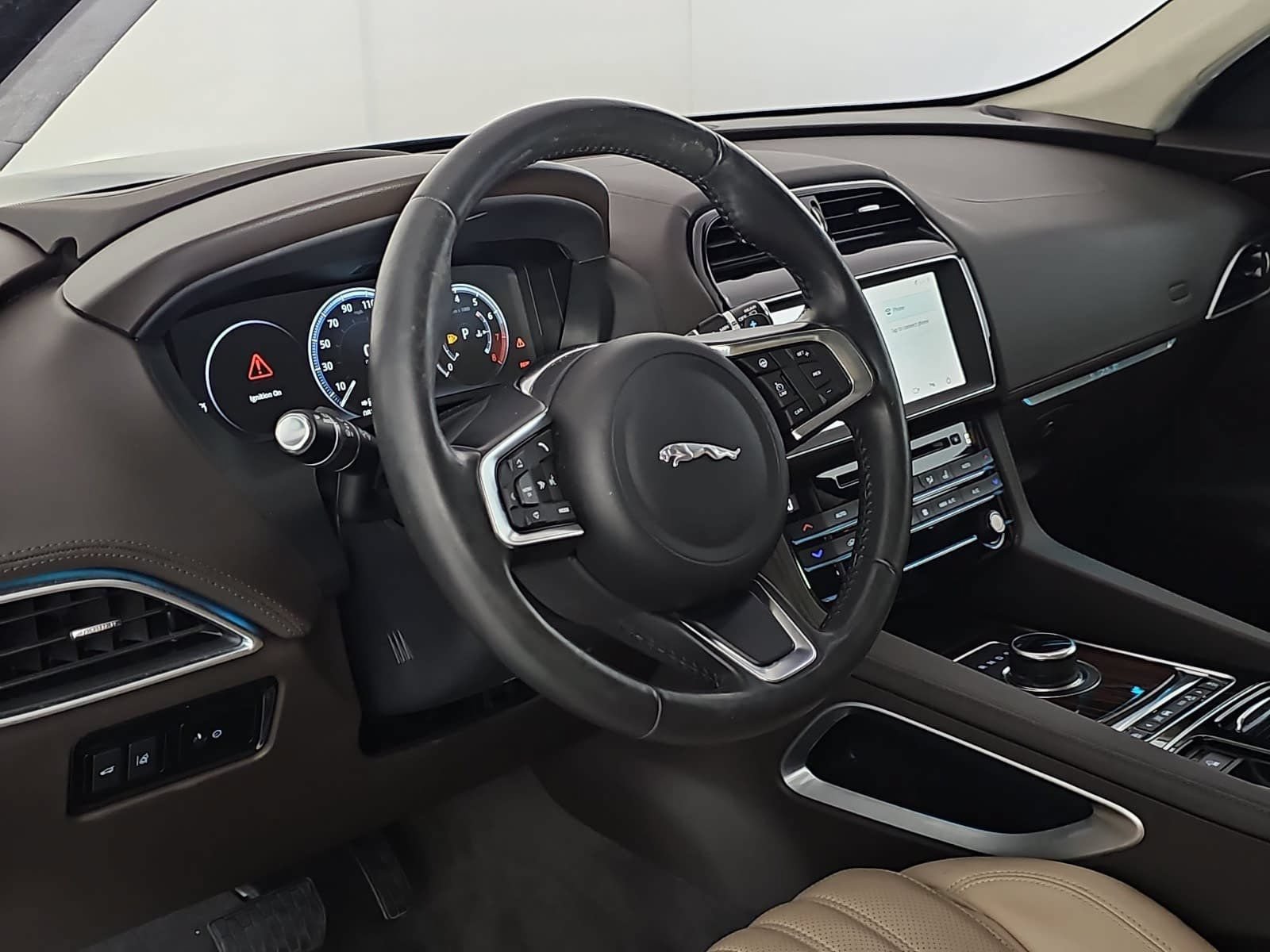 Used 2018 Jaguar F-PACE Portfolio AWD/4WD image 16