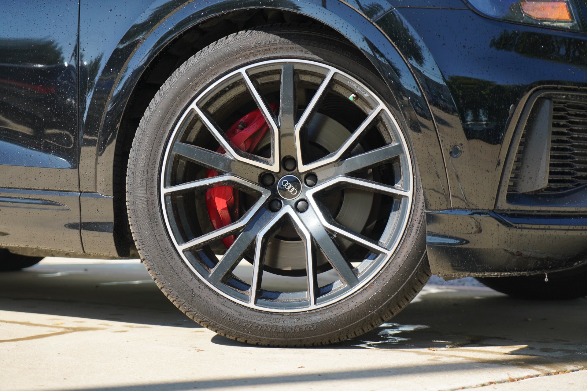 Used 2023 Audi SQ8 Premium Plus w/ Executive Package AWD/4WD image 3