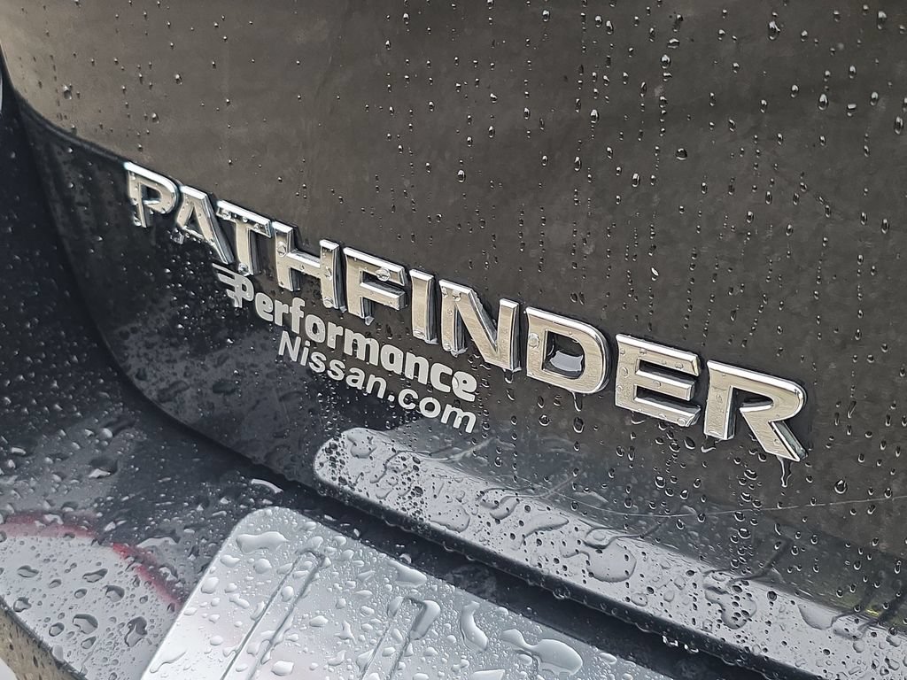 Used 2019 Nissan Pathfinder SL w/ Cargo Package FWD image 12