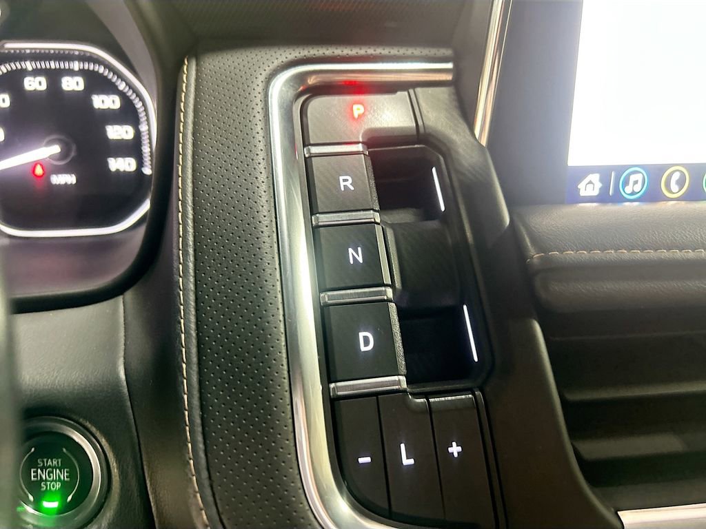 Used 2021 GMC Yukon AT4 w/ AT4 Premium Plus Package image 17