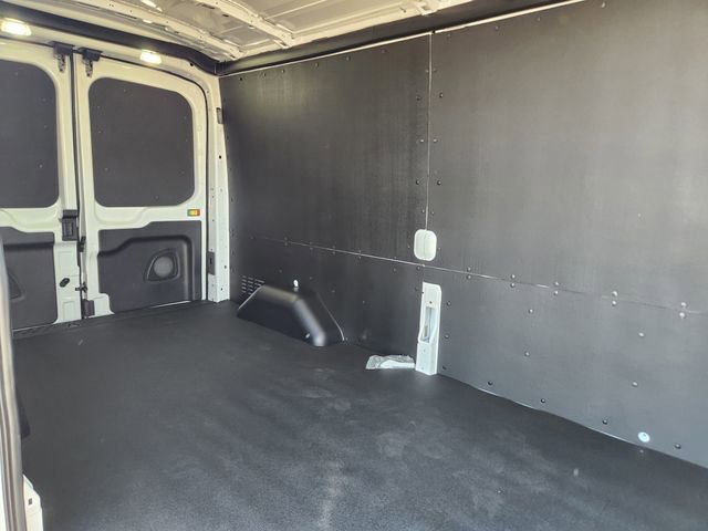 New 2026 Ford Transit 250 148 Medium Roof w/ Load Area Protection Package image 31