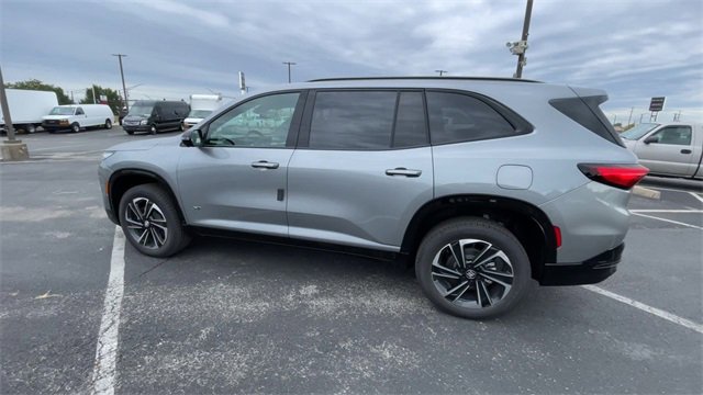 New 2026 Buick Enclave Sport Touring w/ Power Package image 7