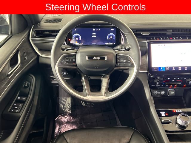 Used 2024 Jeep Grand Cherokee L Limited w/ Luxury Tech Group II AWD/4WD image 15