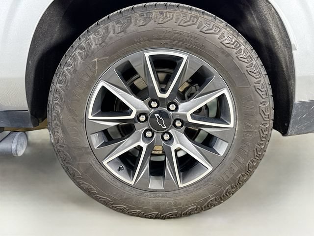 Used 2024 Chevrolet Suburban Z71 w/ Off-Road Capability Package AWD/4WD image 34