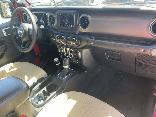 Used 2023 Jeep Gladiator Willys image 25