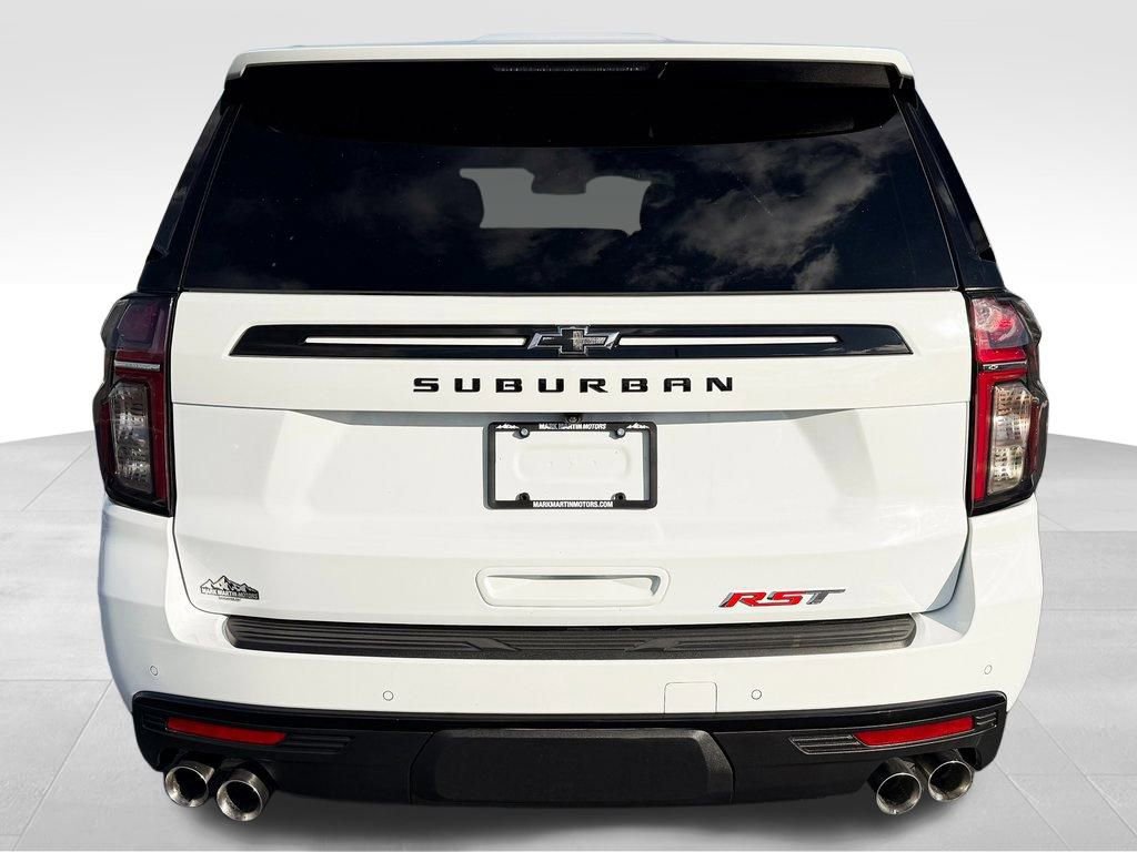 Used 2024 Chevrolet Suburban RST image 8