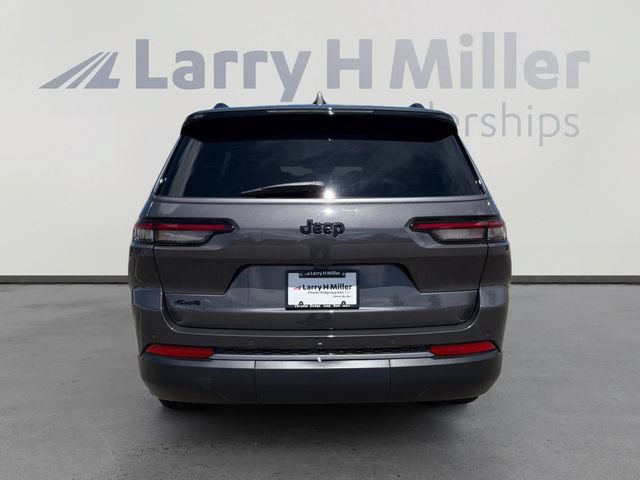 New 2026 Jeep Grand Cherokee L Limited w/ Limited Altitude Package AWD/4WD image 4
