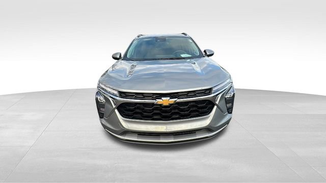Used 2024 Chevrolet Trax LT image 7