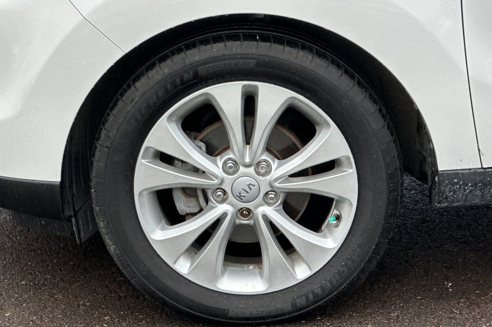 Used 2014 Kia Soul + FWD image 23