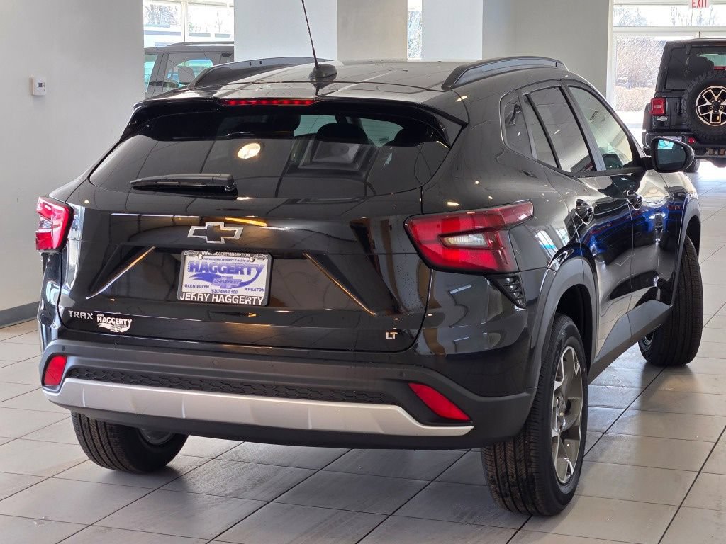 New 2026 Chevrolet Trax LT w/ Driver Confidence Package FWD image 10
