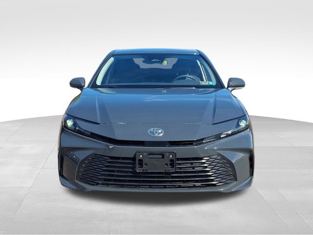 Used 2025 Toyota Camry LE FWD image 2
